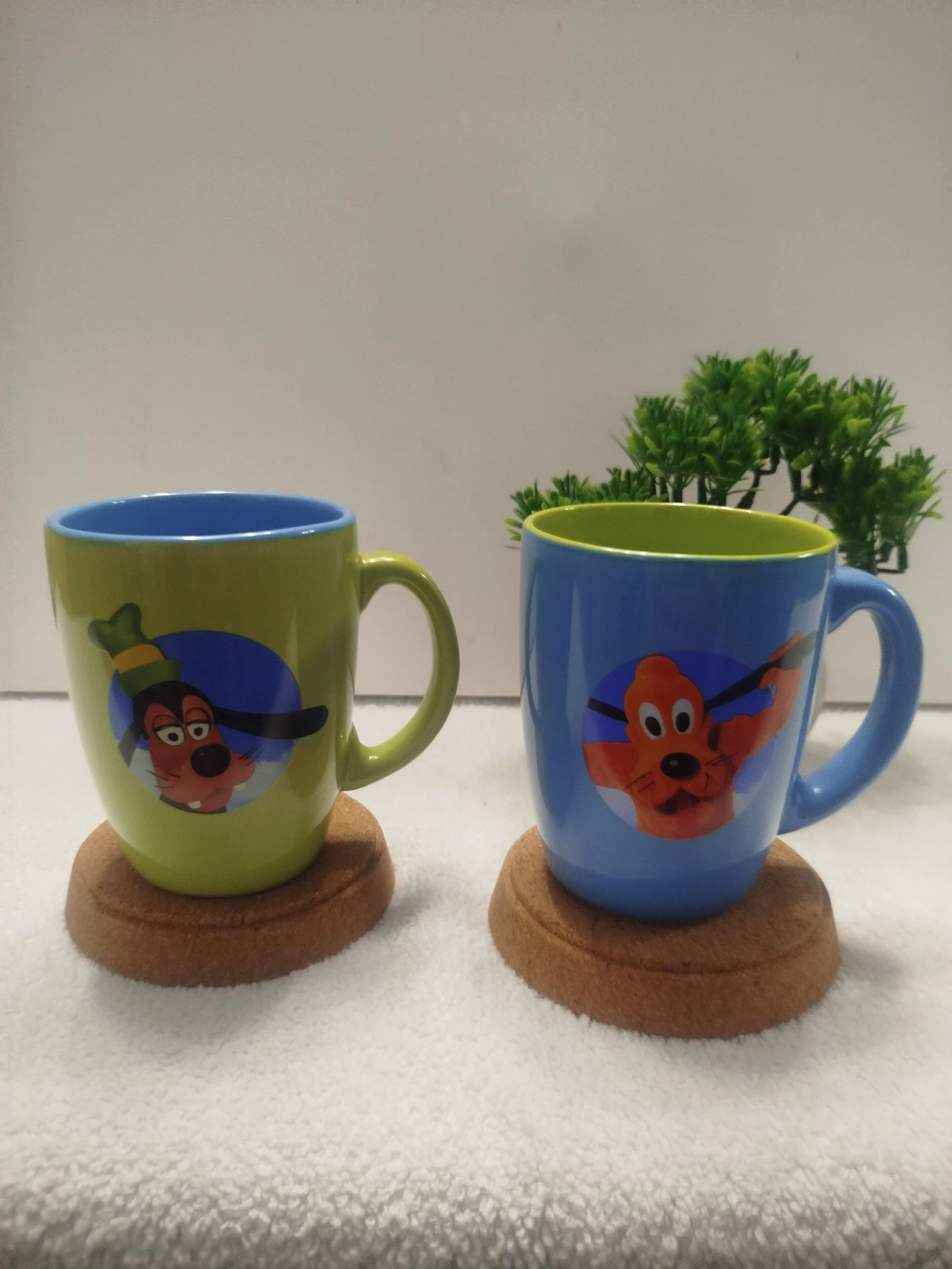 Mug Disneyland Paris Dingo et Pluto 